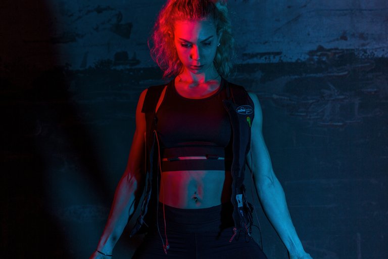 BIONIC EMS Training Coach Nadja